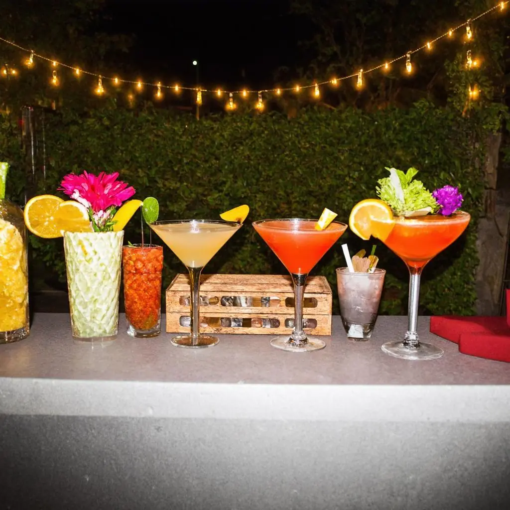 Crafting Bespoke Cocktails: Elevate Your Event with Pour Me Mobile Bartending